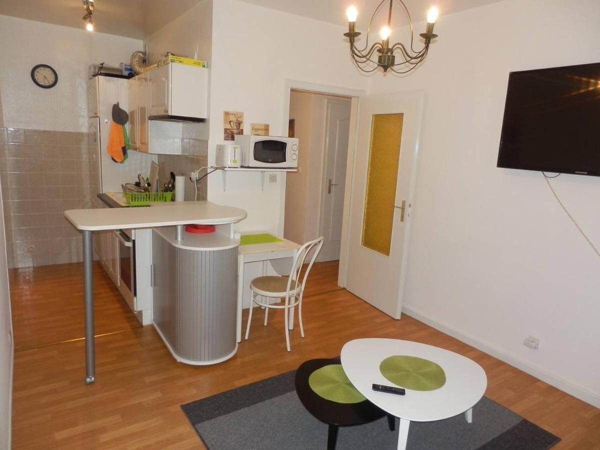 Agréable appartement 2 pieces a forbach - check in autonome Exterior foto